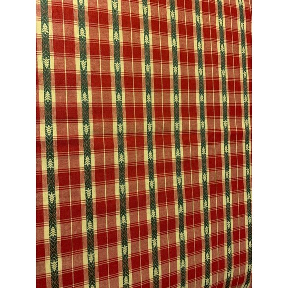 Red & Green Plaid Cotton Fabric 1/2 Yard 44" Wide For Sewing & Craft Projects - Picture 2 of 5